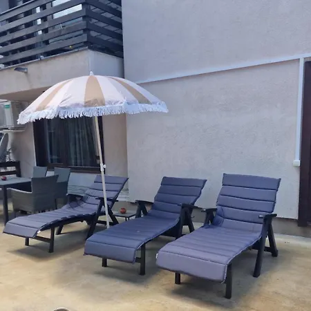 Two-bedroom Paskalina, Near The Lift Appartement *