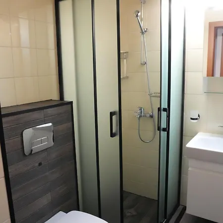 Lejlighed Two-bedroom Paskalina, Near The Lift